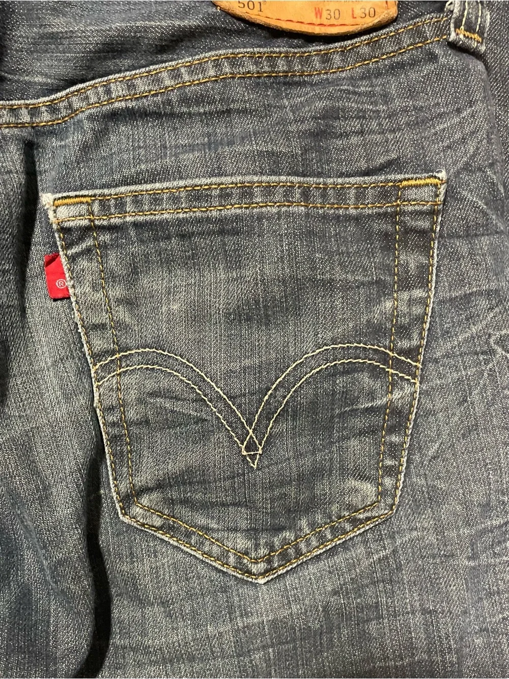 Vintage Levi’s 501 Button Fly Jeans 30x30 Made in Mexico Faded Wash Y2K Straight - Picture 3 of 9